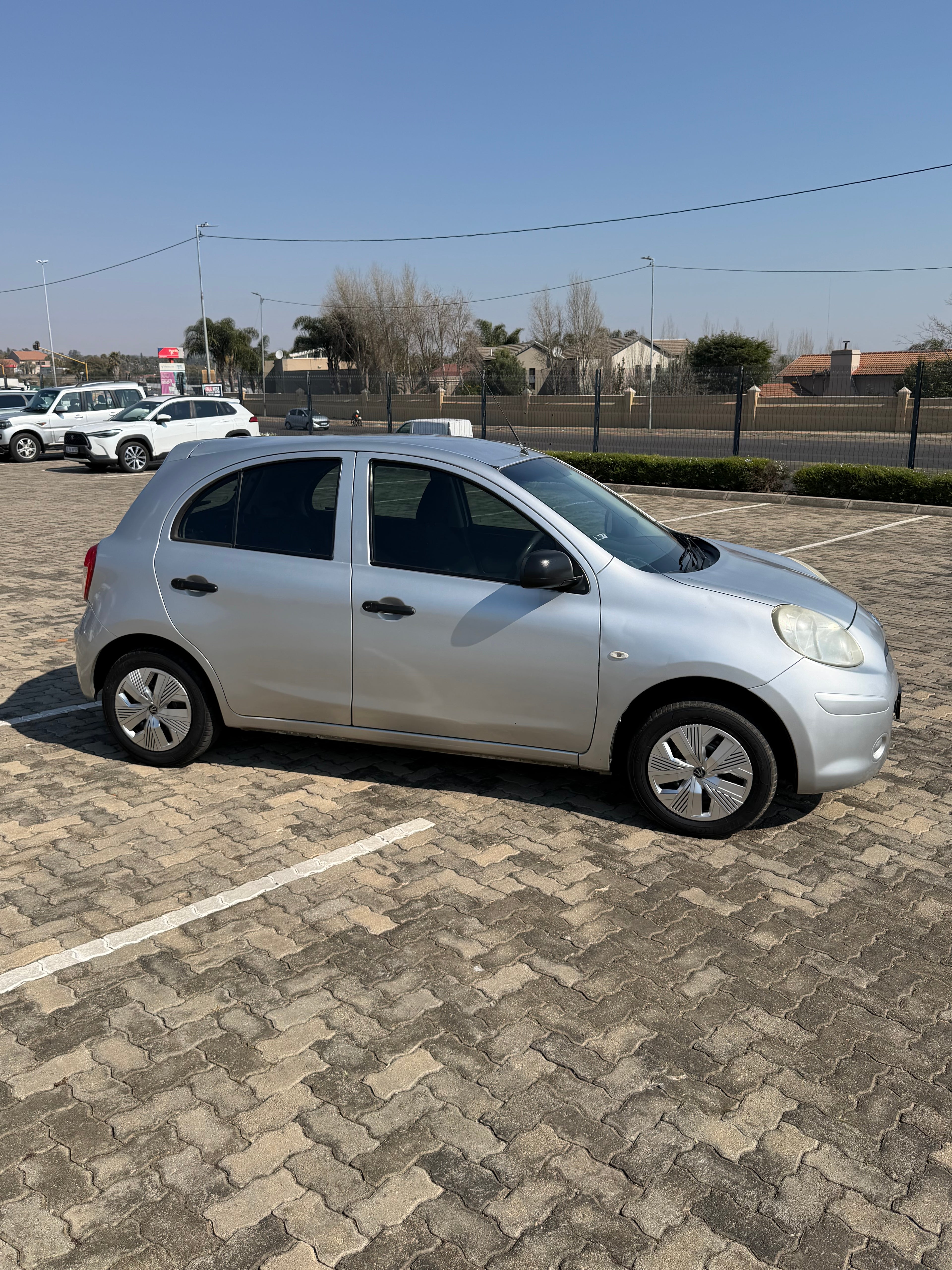 Nissan Micra 2014