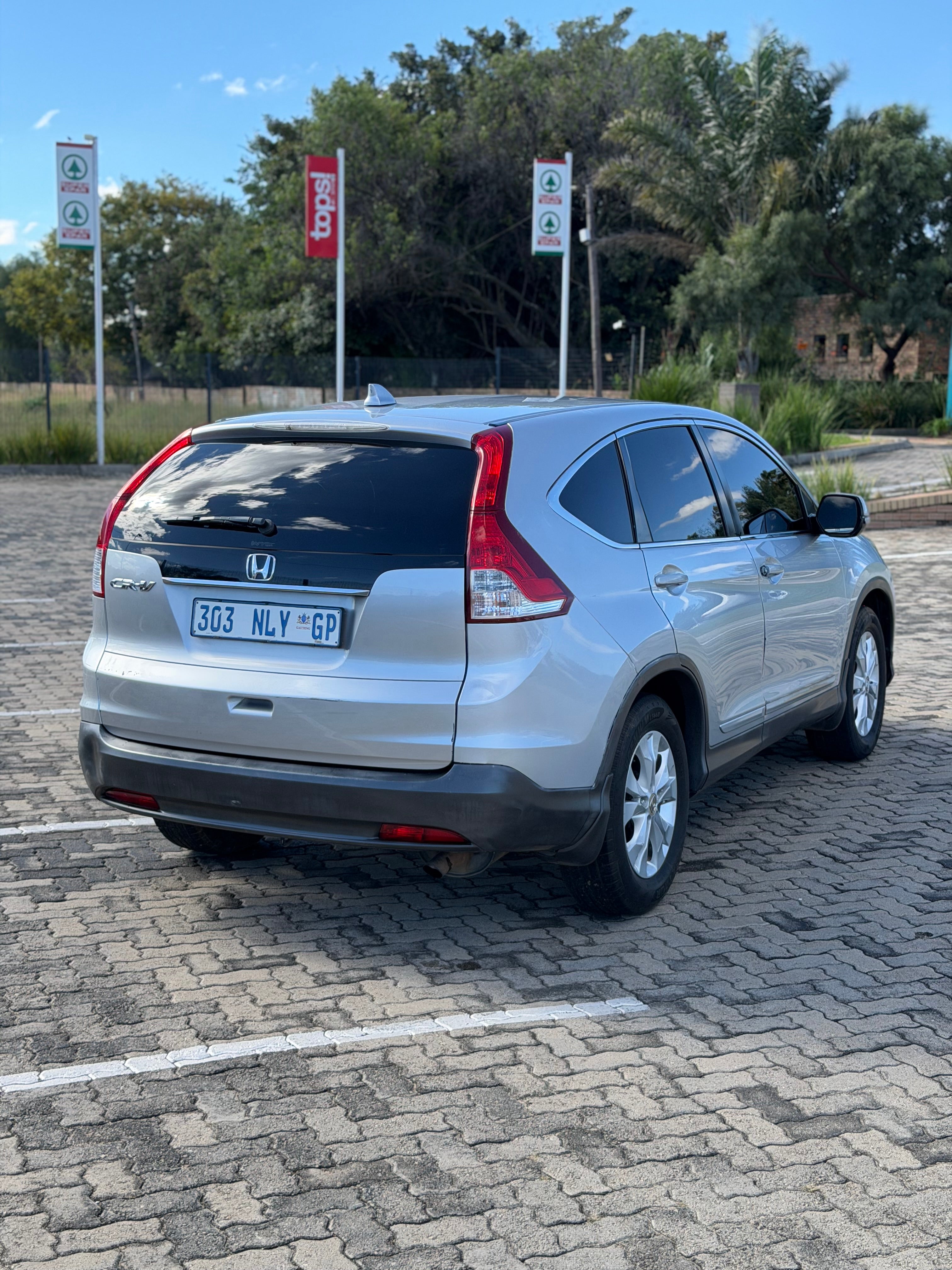 Honda CRV 2013 (automatic)